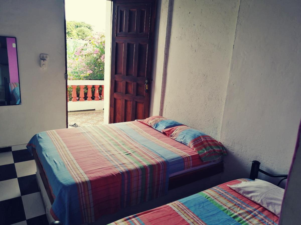 Hostal Maranatha Santa Marta  Exteriér fotografie